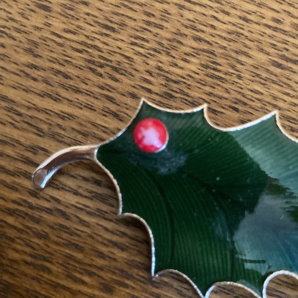 Set of 3 Vintage Christmas Brooches - Picture 8 of 8